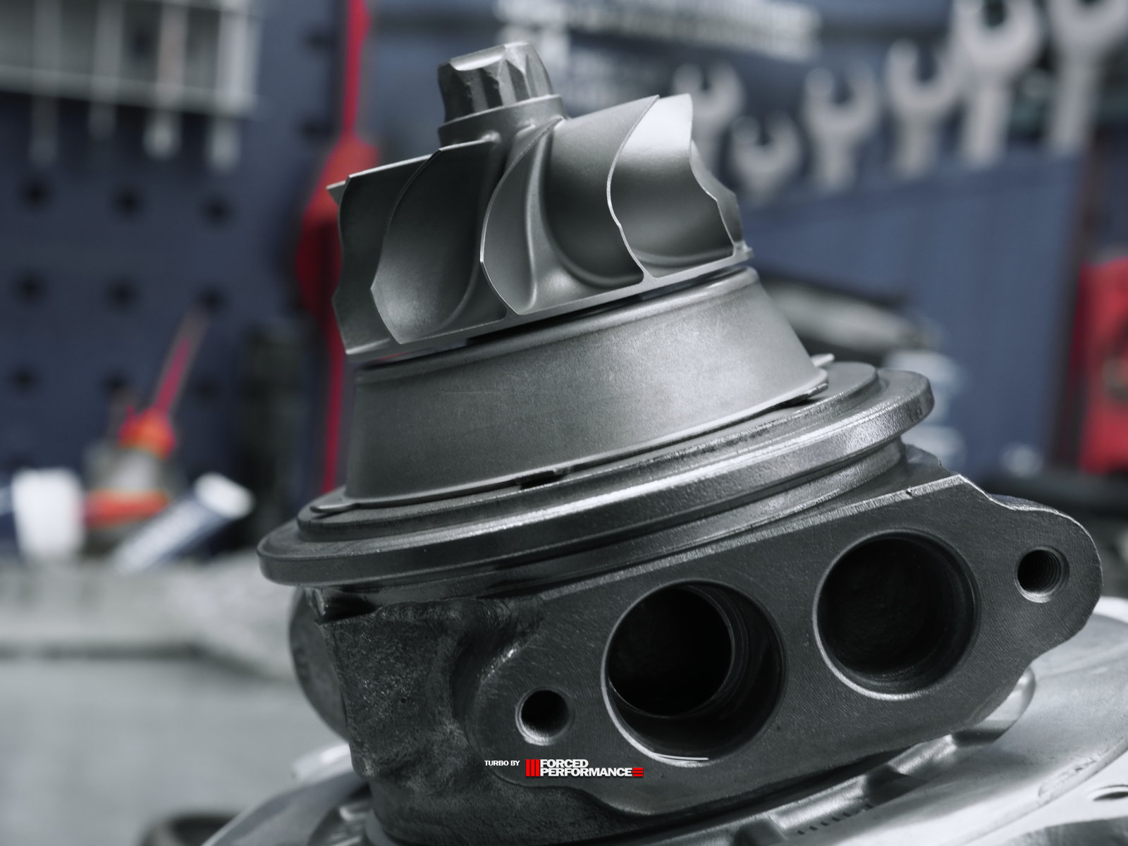 Гибридная турбина Stage2 для Audi, построенна на самых современных компонентах